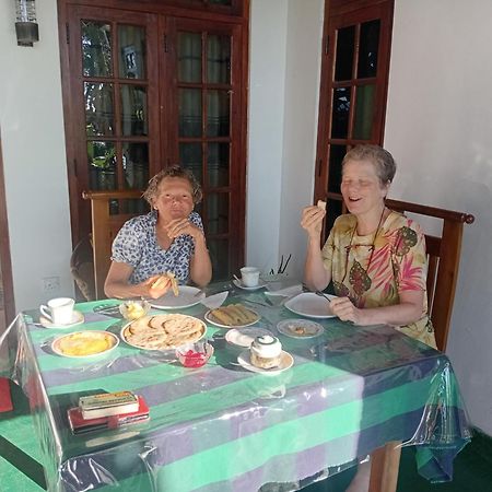 Mature Home אלה מראה חיצוני תמונה