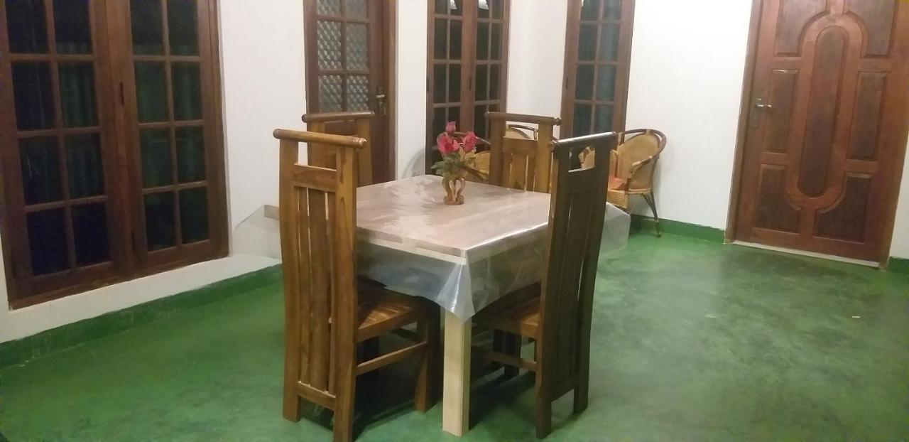 Mature Home אלה מראה חיצוני תמונה