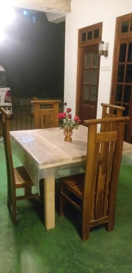 Mature Home אלה מראה חיצוני תמונה
