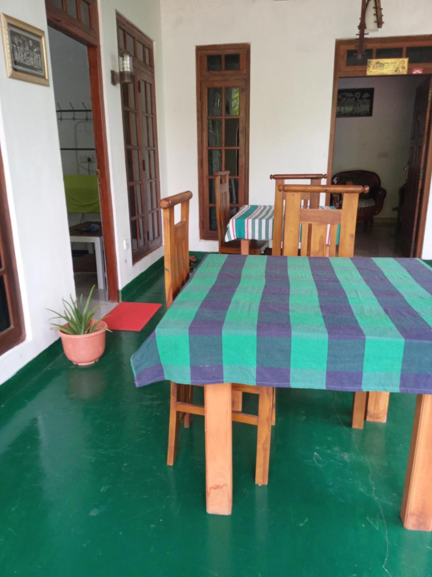 Mature Home אלה מראה חיצוני תמונה