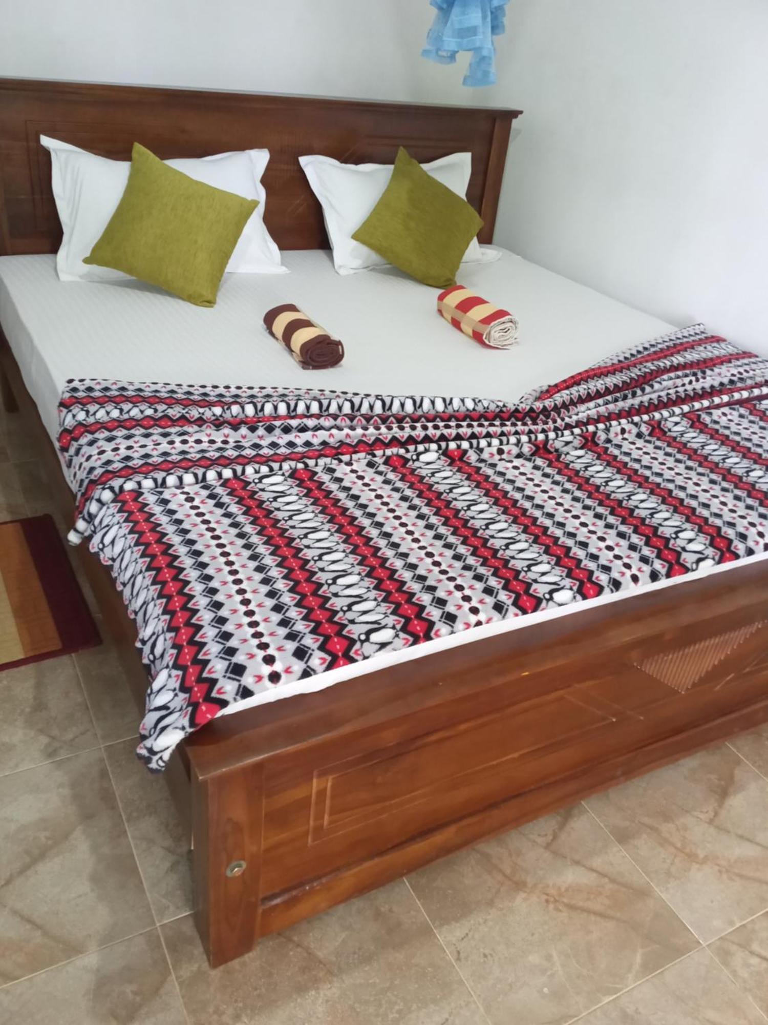 Mature Home אלה מראה חיצוני תמונה