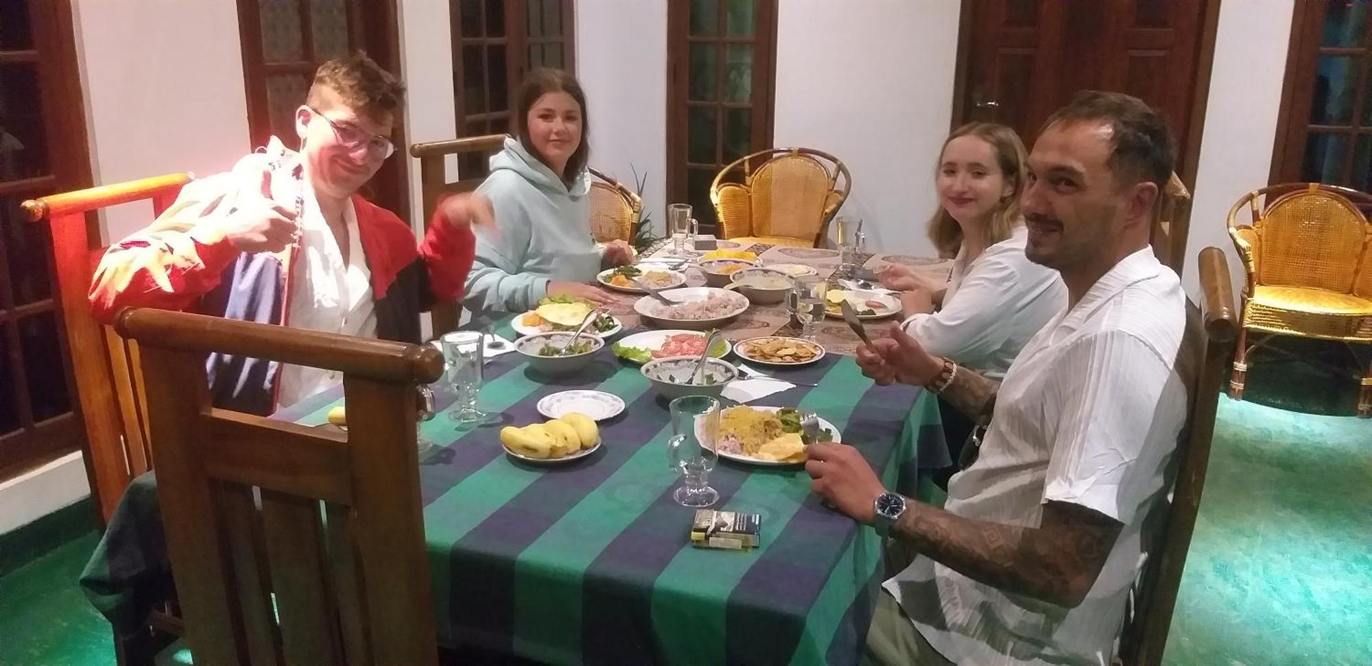 Mature Home אלה מראה חיצוני תמונה